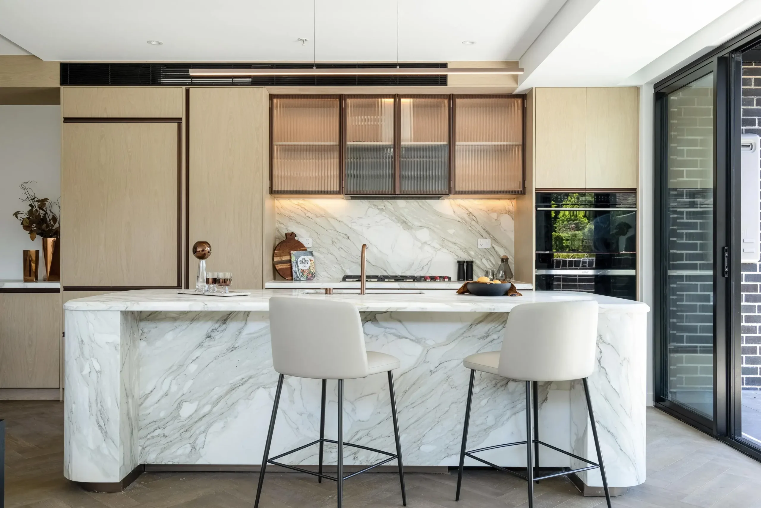 2019769810_1_1_250204_075405-w7993-h5331